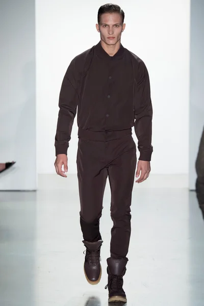 Look 33
